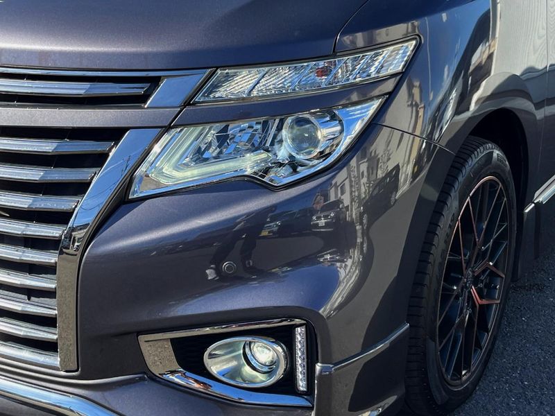 2018 Nissan Elgrand DBA-TE52 (UW-6a77f196ad22a)[13]