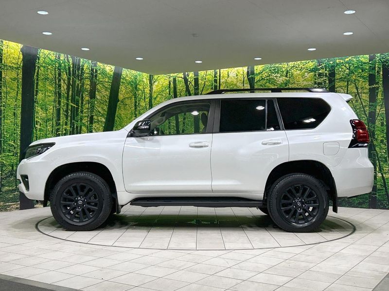 2022 Toyota Land Cruiser Prado 3BA-TRJ150W (UW-6a77f19b25398)[12]