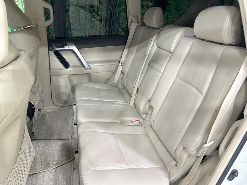 2022 Toyota Land Cruiser Prado 3BA-TRJ150W (UW-6a77f19b25398)[21]