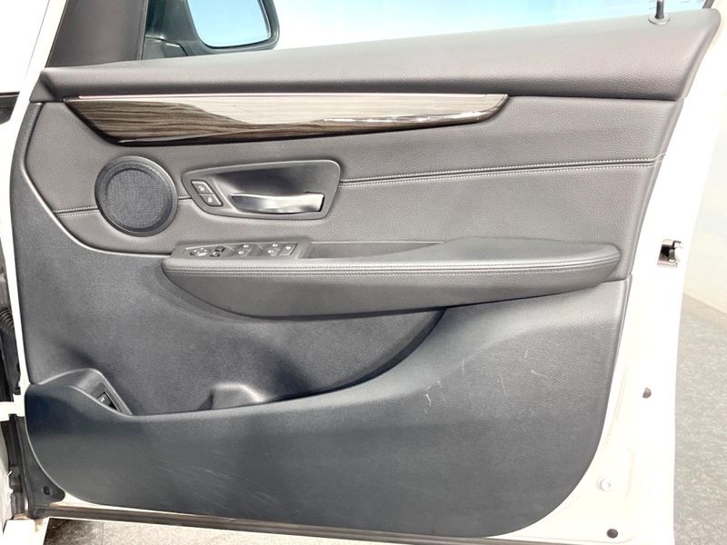 2019 BMW 2 Series DBA-6V15 (UW-6a77f1c58cf2e)[22]
