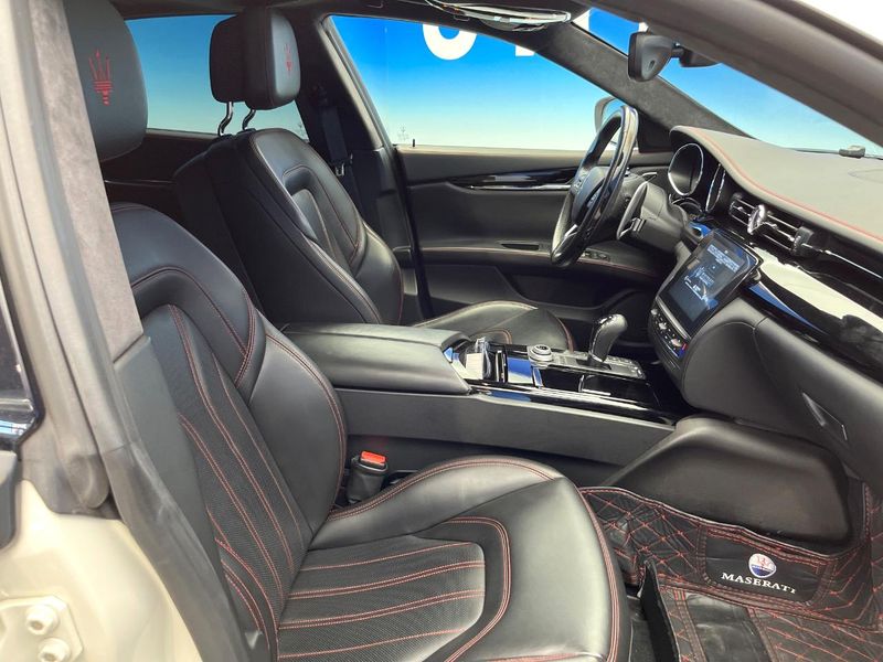 2016 Maserati Quattroporte ABA-MQP38A (UW-6a77f1dc6b13f)[26]
