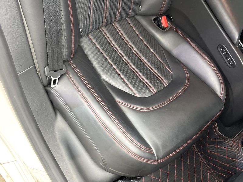 2016 Maserati Quattroporte ABA-MQP38A (UW-6a77f1dc6b13f)[22]