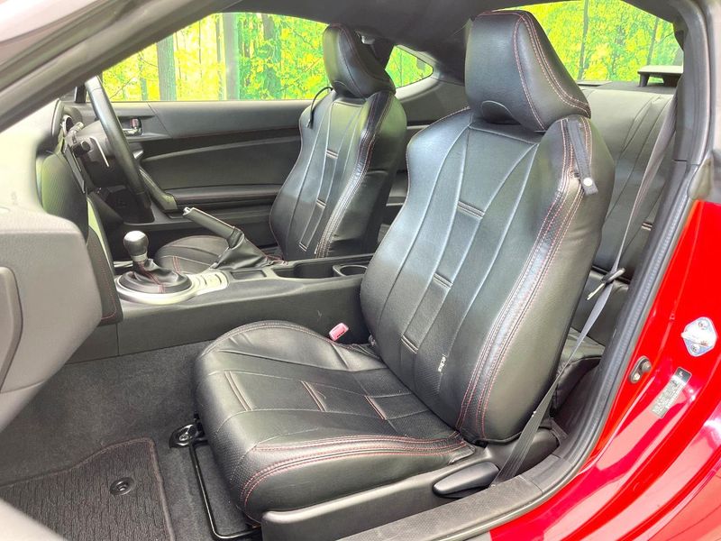 2013 Toyota 86 DBA-ZN6 (UW-6a77f1e6171dc)[14]