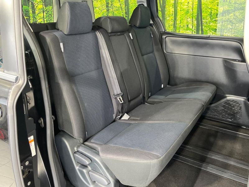 2019 Toyota Voxy DBA-ZRR85G (UW-6a77f1fec00ed)[11]
