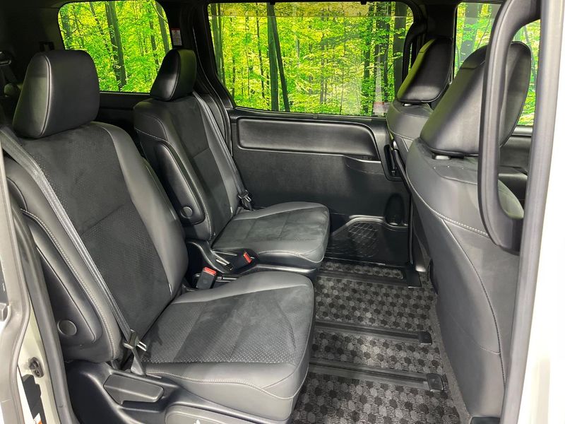 2021 Toyota Voxy 3BA-ZRR85W (UW-6a77f200470b6)[29]