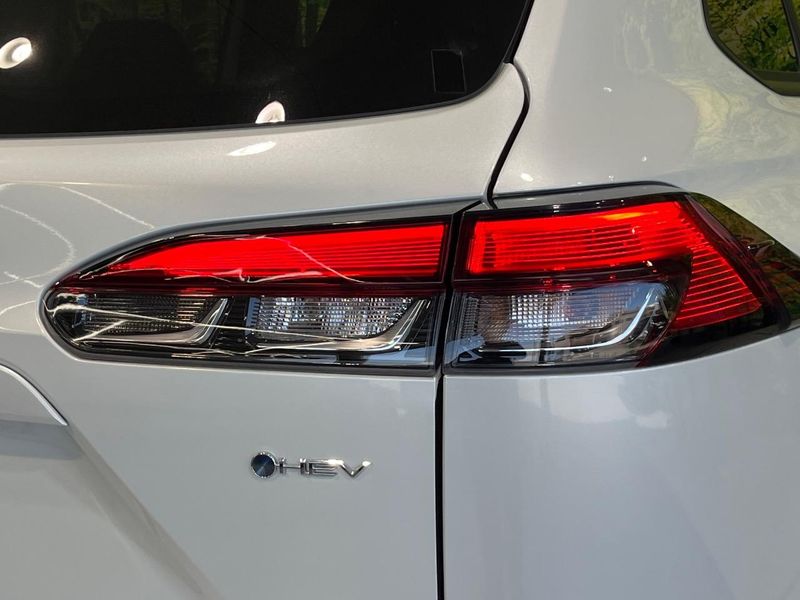 2023 Toyota Corolla Cross 6AA-ZVG13 (UW-6a77f206db3e4)[27]