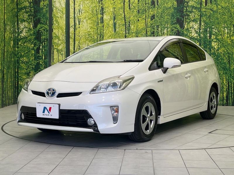 2013 Toyota Prius DAA-ZVW30 (UW-6a77f2168dfbd)[12]