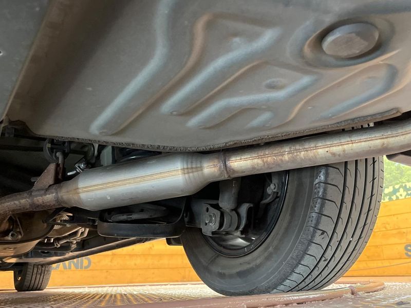 2018 Toyota Esquire DAA-ZWR80G (UW-6a77f231827fb)[7]