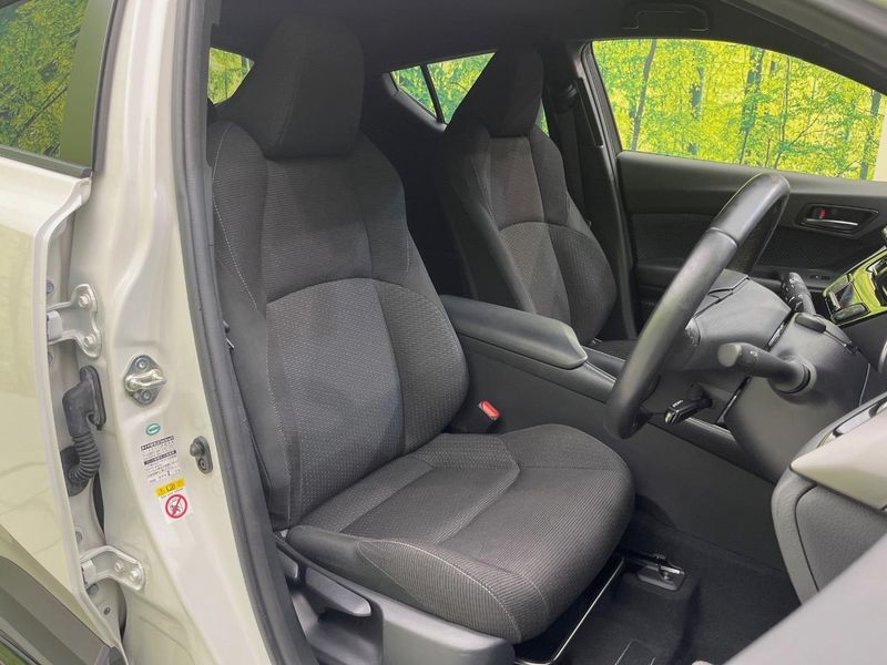 2018 Toyota C-HR DAA-ZYX10 (UW-6a77f249e3295)[22]