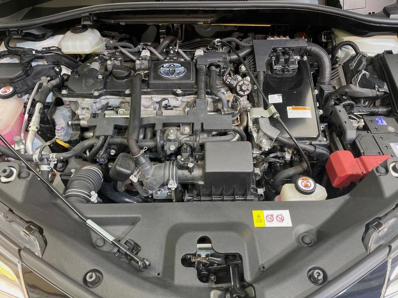 2018 Toyota C-HR DAA-ZYX10 (UW-6a77f249e3295)[14]