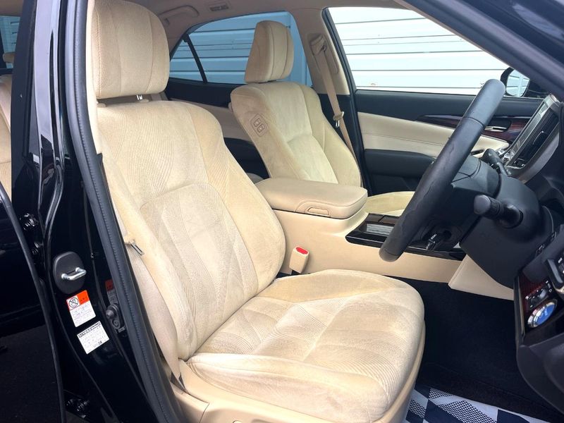 2017 Toyota Crown Hybrid DAA-AWS210 (UW-6a793fb8e50cc)[16]