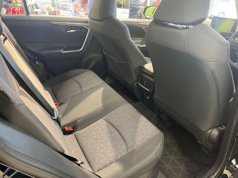 2020 Toyota RAV4 6AA-AXAH52 (UW-6a793fb9d9b47)[18]