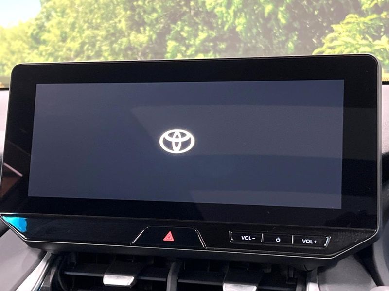 2025 Toyota Harrier Hybrid 6AA-AXUH80 (UW-6a793fcc8c9fe)[24]