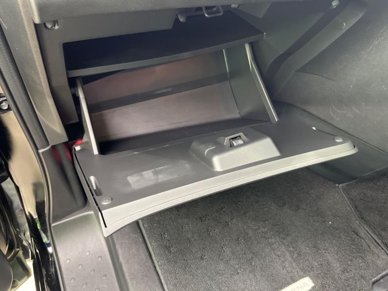 2018 Nissan Serena DAA-GFC27 (UW-6a79406de24ff)[11]