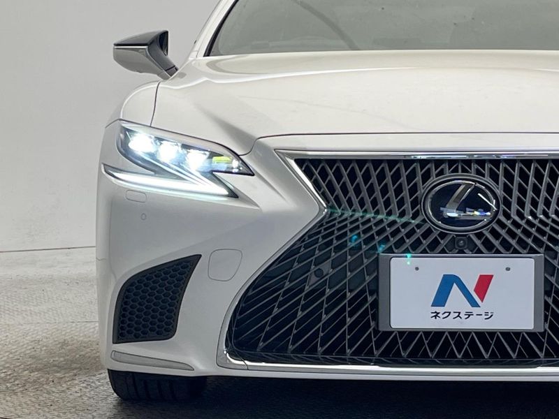 2018 Lexus LS DAA-GVF55 (UW-6a79409c8dd8d)[9]