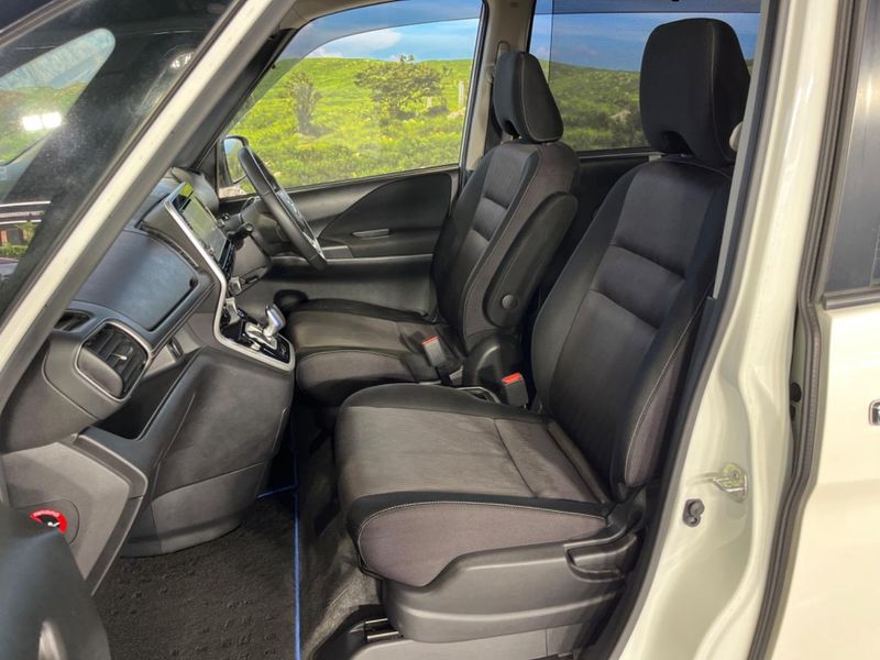 2018 Nissan Serena DAA-HFC27 (UW-6a7940bf28dc5)[25]