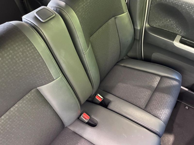 2015 Honda N-BOX CUSTOM DBA-JF1 (UW-6a7940e99f5f6)[27]