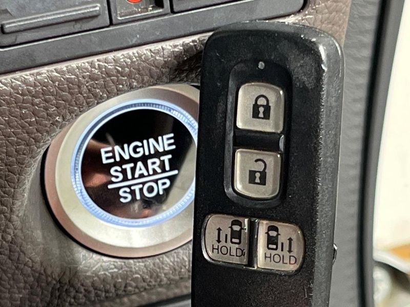 2019 Honda N-BOX DBA-JF3 (UW-6a7940f4504b8)[4]