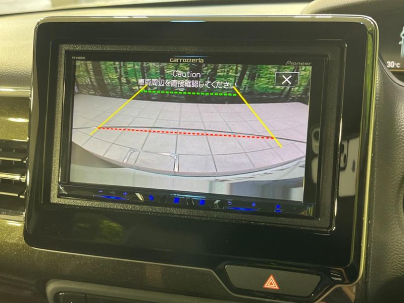 2018 Honda N-BOX CUSTOM DBA-JF4 (UW-6a79410e79a4b)[12]