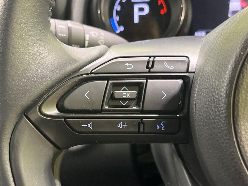 2020 Toyota Yaris 5BA-MXPA10 (UW-6a79423725396)[18]