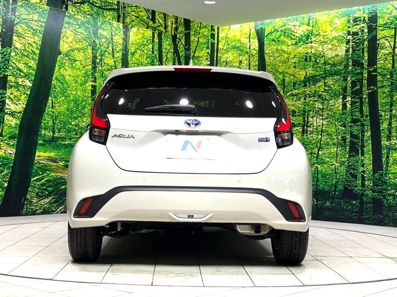 2021 Toyota Aqua 6AA-MXPK11 (UW-6a79424de2078)[23]