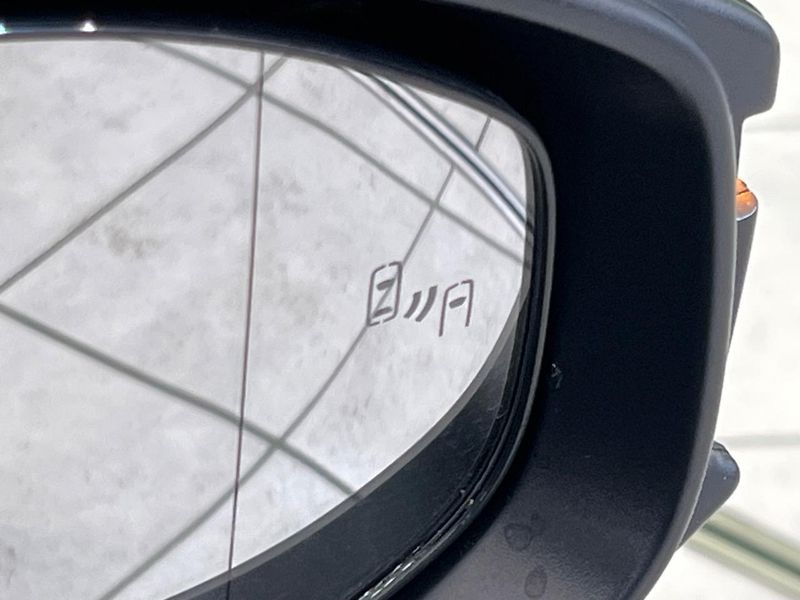 2023 Toyota Prius 6AA-MXWH60 (UW-6a79426e0014c)[23]