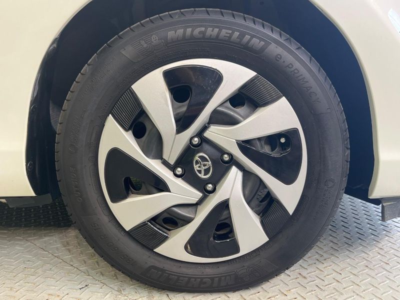 2019 Toyota Aqua DAA-NHP10 (UW-6a79428becbd1)[19]