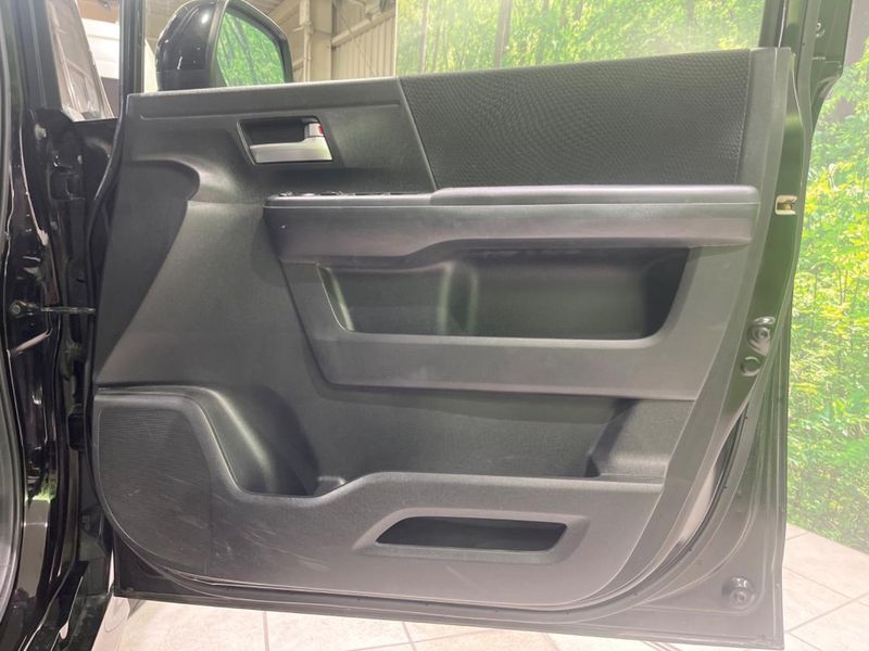 2014 Honda Stepwgn Spada DBA-RK5 (UW-6a7942b67e540)[17]