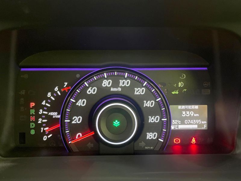 2014 Honda Stepwgn Spada DBA-RK5 (UW-6a7942b67e540)[23]
