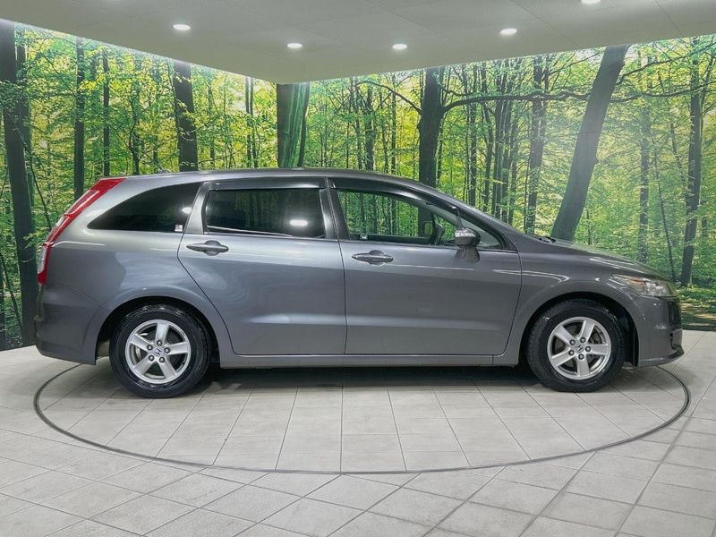 2009 Honda Stream DBA-RN6 (UW-6a7942b714060)[18]