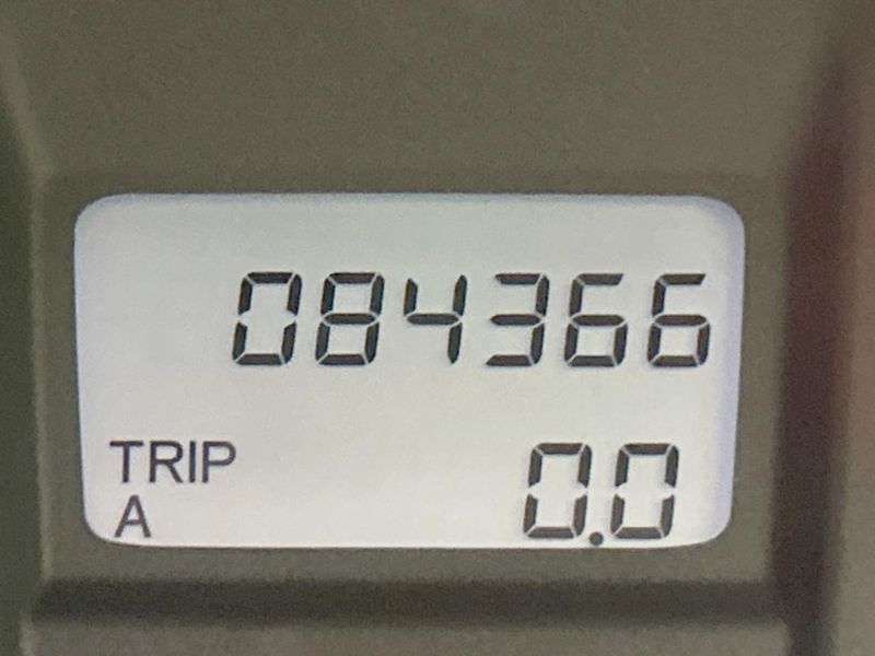 2009 Honda Stream DBA-RN6 (UW-6a7942b714060)[2]