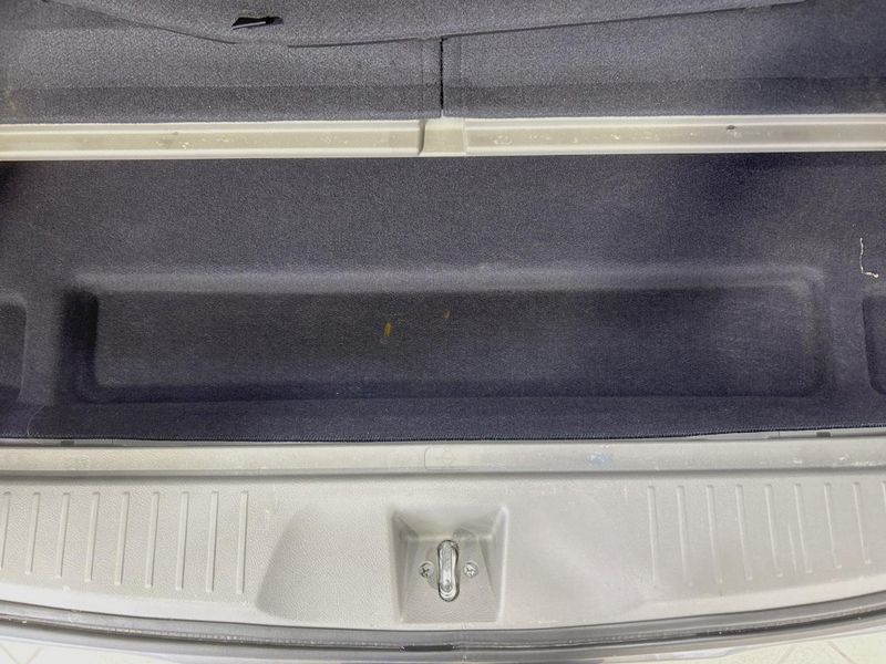 2009 Honda Stream DBA-RN6 (UW-6a7942b714060)[8]