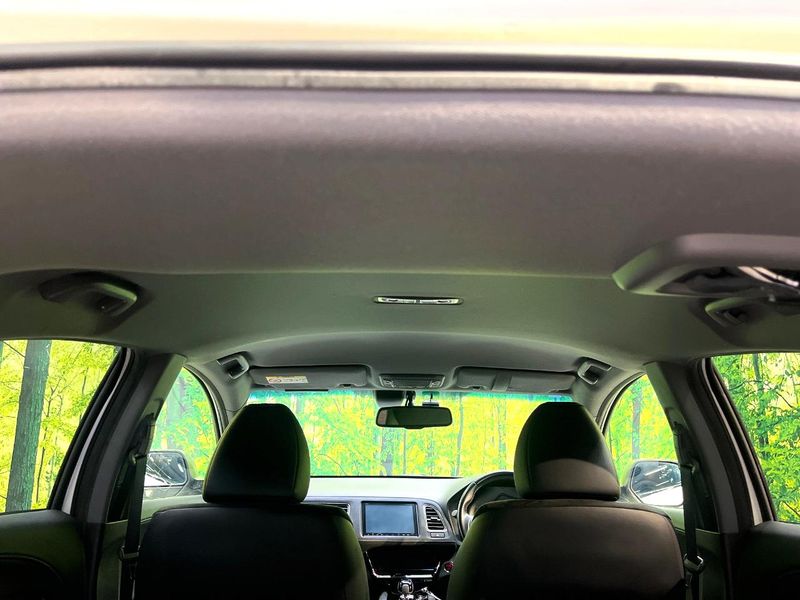 2016 Honda Vezel DAA-RU3 (UW-6a7942c0790fb)[19]