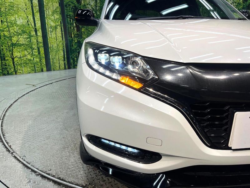 2016 Honda Vezel DAA-RU3 (UW-6a7942c0790fb)[29]