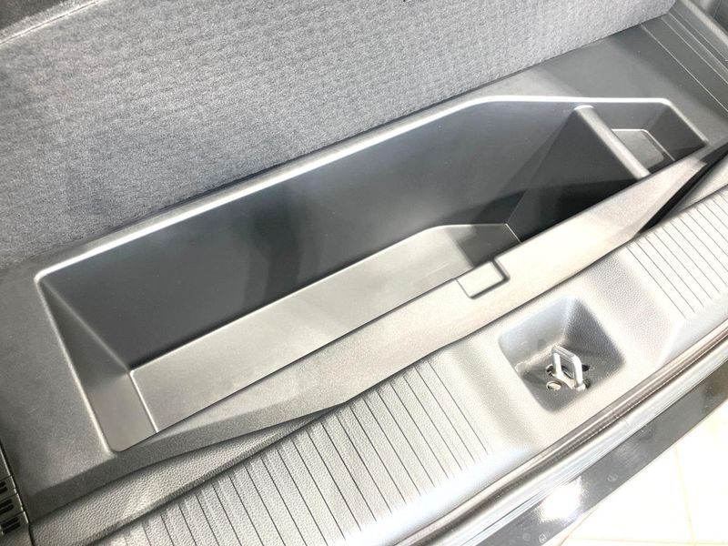 2024 Honda Vezel 6AA-RV5 (UW-6a7942ccf2d7d)[7]