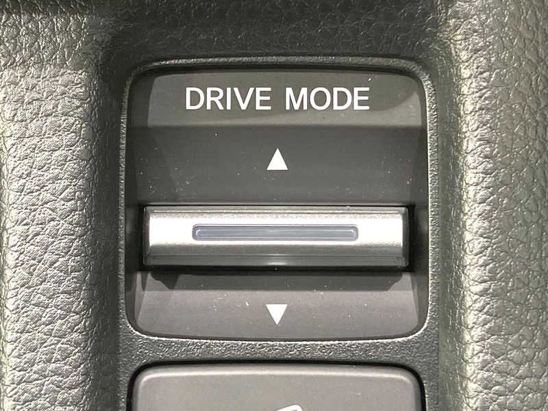 2024 Honda Vezel 6AA-RV5 (UW-6a7942ccf2d7d)[27]