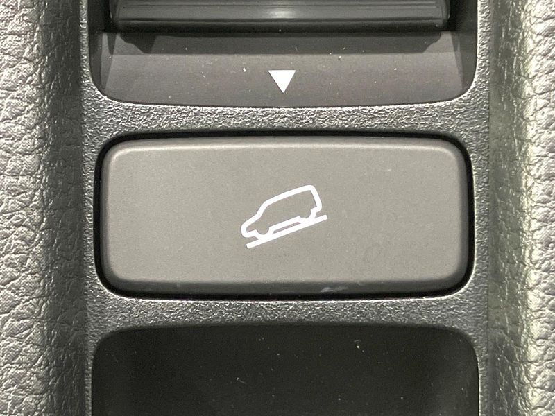 2024 Honda Vezel 6AA-RV5 (UW-6a7942ccf2d7d)[25]