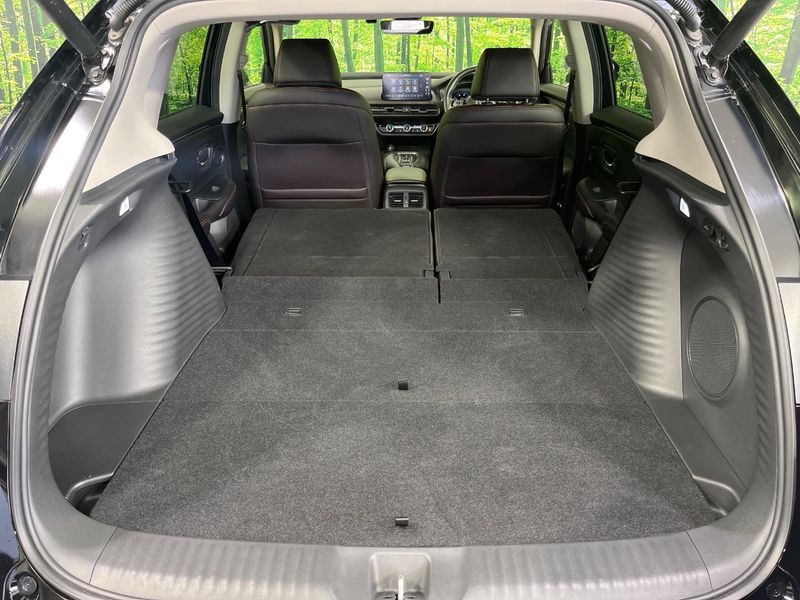 2023 Honda ZR-V 6AA-RZ4 (UW-6a7942d39f714)[29]