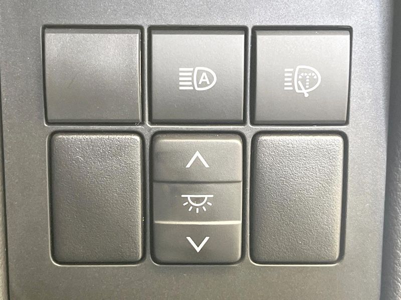 2021 Toyota Land Cruiser Prado 3BA-TRJ150W (UW-6a7942fa2056a)[15]