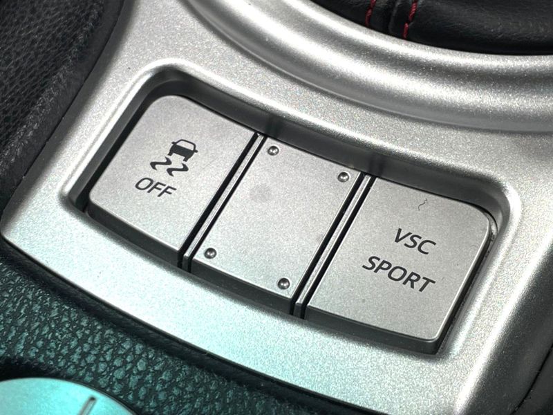 2015 Subaru BRZ DBA-ZC6 (UW-6a79433c5b495)[29]