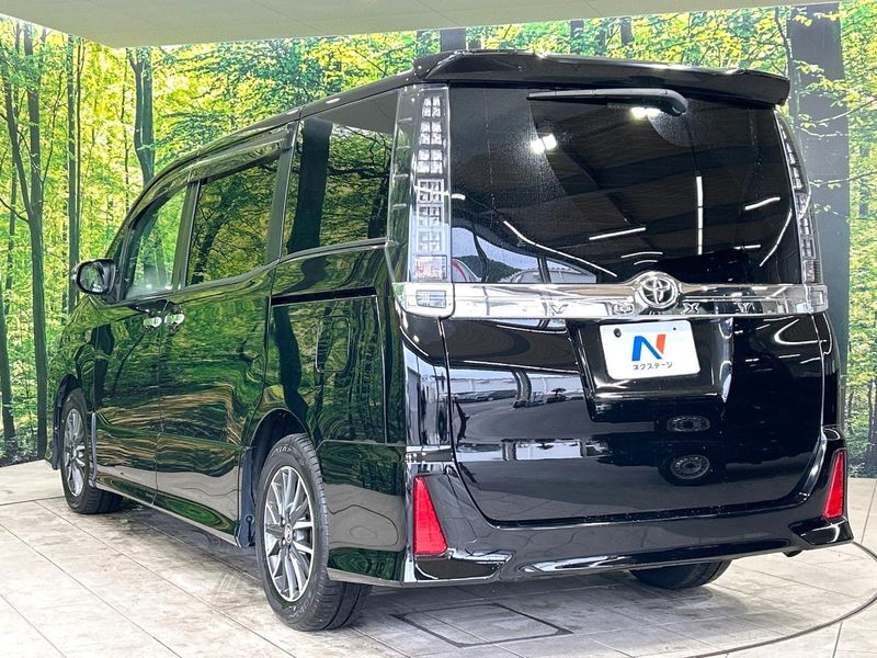 2015 Toyota Voxy DBA-ZRR80W (UW-6a79434634441)[6]