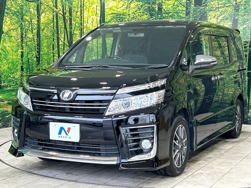 2015 Toyota Voxy DBA-ZRR80W (UW-6a79434634441)[4]