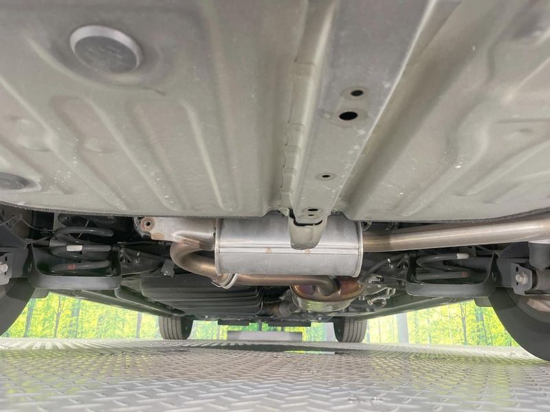 2018 Toyota Noah DBA-ZRR80W (UW-6a79434c41add)[23]