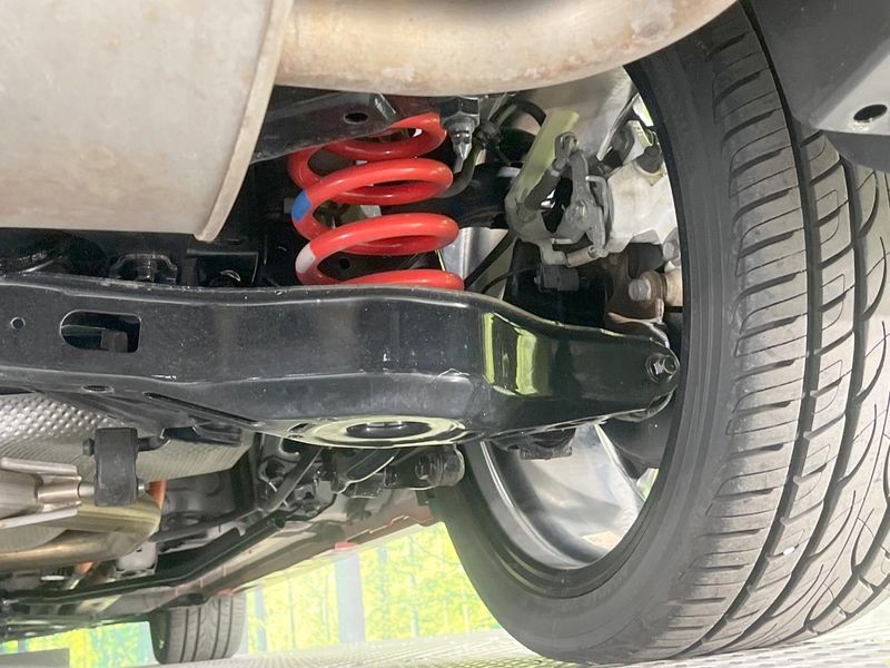 2019 Toyota Prius PHV DLA-ZVW52 (UW-6a79437bd4d41)[27]