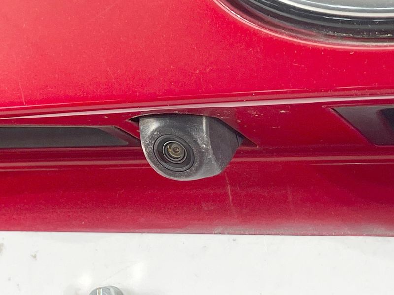 2019 Toyota Prius PHV DLA-ZVW52 (UW-6a79437bd4d41)[25]