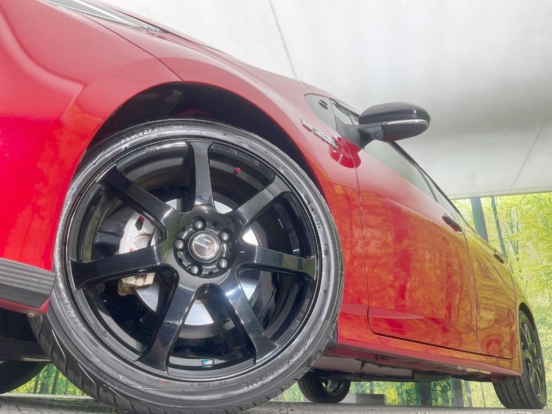 2019 Toyota Prius PHV DLA-ZVW52 (UW-6a79437bd4d41)[12]