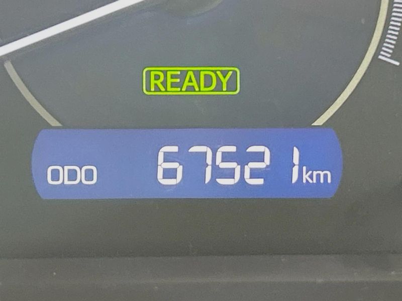 2018 Toyota Voxy DAA-ZWR80W (UW-6a794387dd86a)[2]