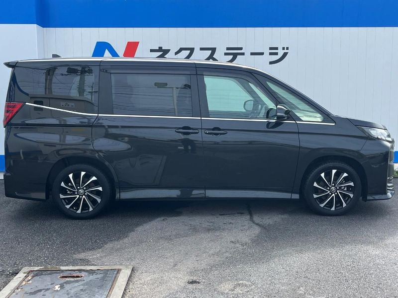 2023 Toyota Noah 6AA-ZWR90W (UW-6a794390d0f01)[24]