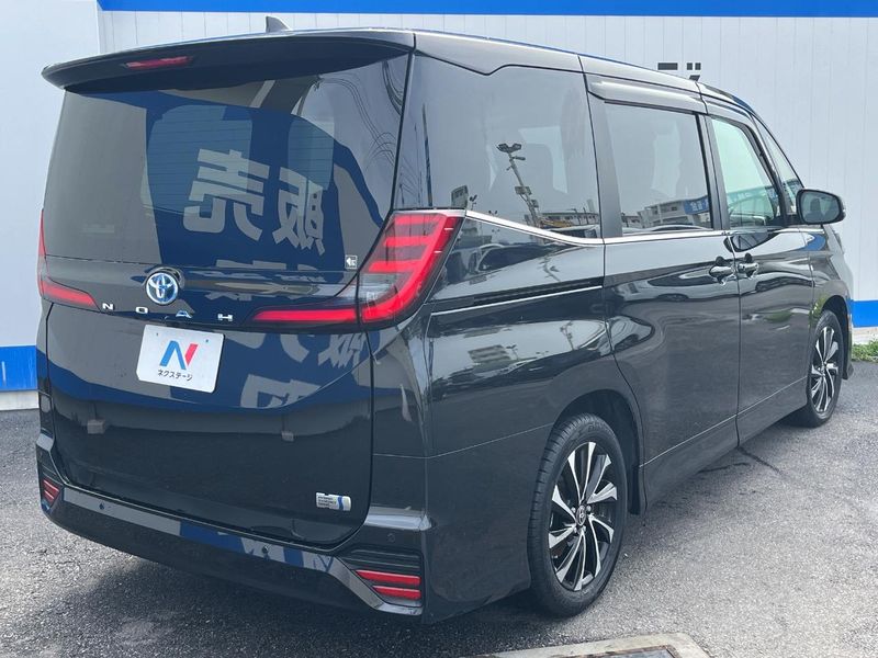 2023 Toyota Noah 6AA-ZWR90W (UW-6a794390d0f01)[23]