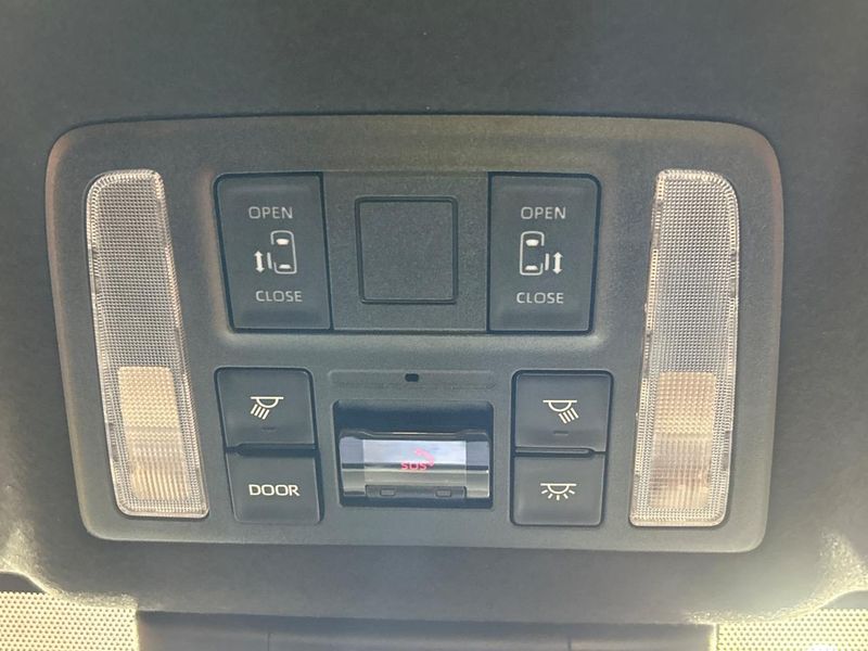 2024 Toyota Noah 6AA-ZWR90W (UW-6a79439630034)[16]